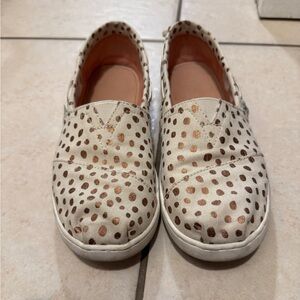 TOMS
Big Kids Bimini Rose Gold Dots Classics